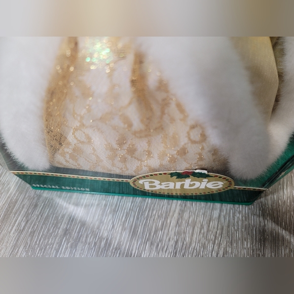 1994 Vintage & Rare Happy Holidays Barbie Special Edition Mattel #12155 - Picture 4 of 15